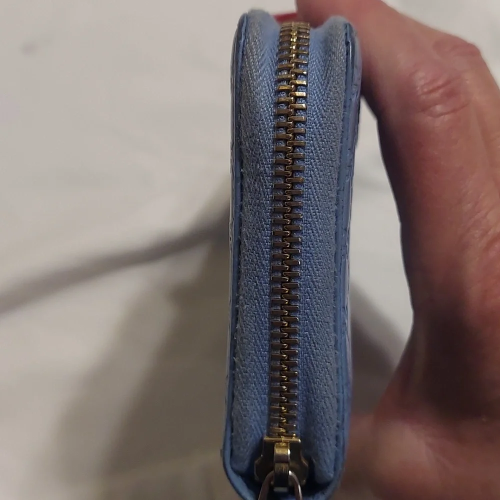 Authentic Gucci Micro Guccissima Small Zippy Wallet Organizer - Picture 3 of 10
